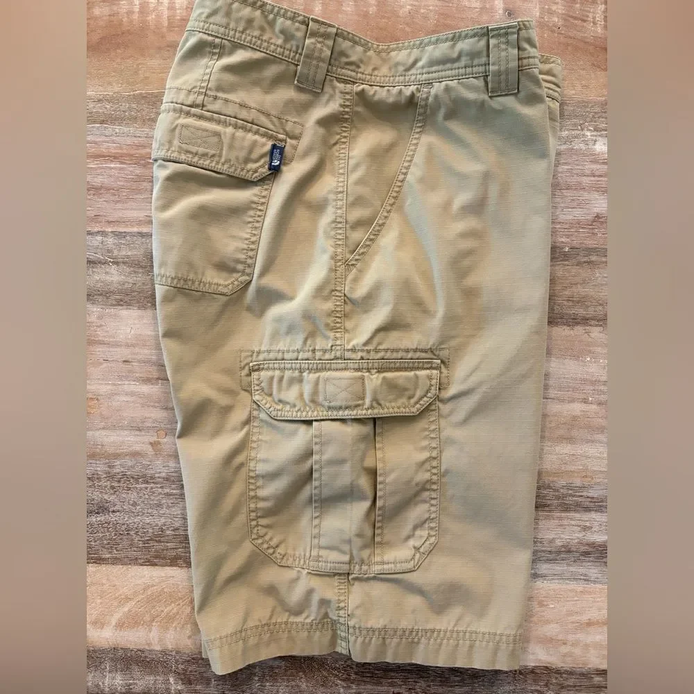 North Face Tribe‎ Cargo Shorts Men’s Size 38 Khaki Tan NF0A2RFT